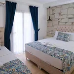 Trend Blue Boutique Çeşme