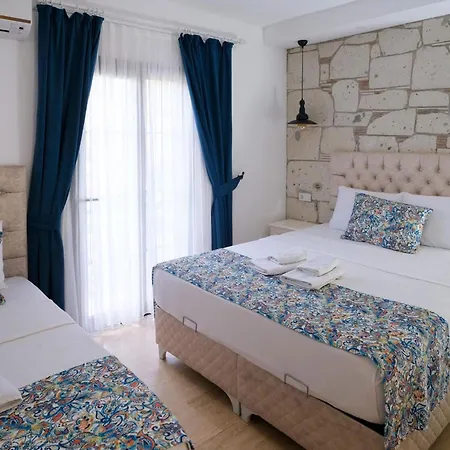 Trend Blue Boutique Кешме