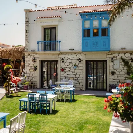 Trend Blue Boutique Bed & Breakfast Çeşme