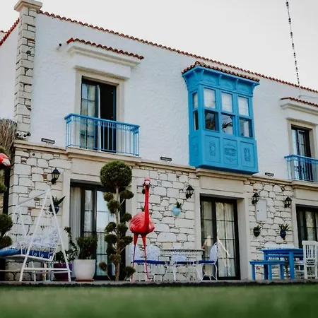 Trend Blue Boutique Bed & Breakfast *